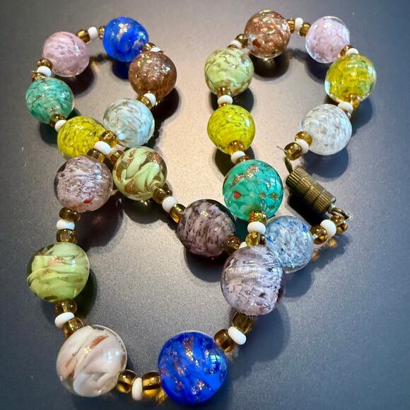 Colorful Sparkly Vintage Italian Glass Beaded Necklace - Picture 7 of 9
